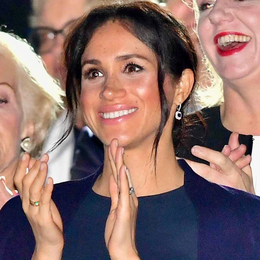 NWT Meghan Markle Inspired Blue Sapphire & Diamond Simulant Dangle Drop Earrings - Picture 6 of 7